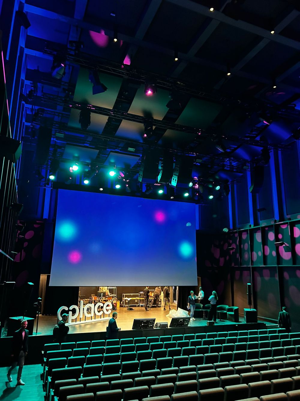 WhatsApp Image 2025 10 22 At 15.42.20 (1)